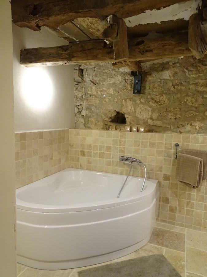Bergerie Le Vieux Manoir Apartman Valeilles Kültér fotó